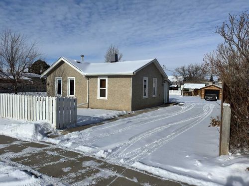 123 1 St Ne, Shaughnessy, AB, T0K2A0 | Card Image