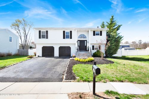 19 Peachstone Road, Howell, NJ, 07731 | Card Image