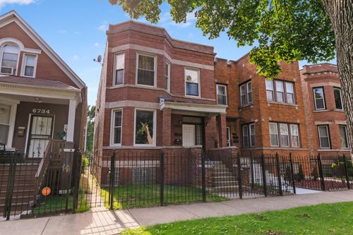 6732 S Michigan Ave, Chicago, IL, 60637-3921 | Card Image
