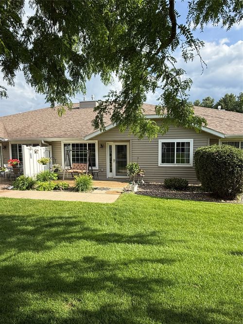 4222 W Robin Meadows Ln, Eau Claire, WI, 54701-8774 | Card Image