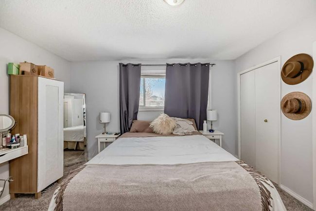 195 Pinecliff Way Ne, Home with 3 bedrooms, 2 bathrooms and 4 parking in Calgary AB | Image 23