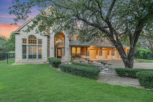17120 Northlake Hills Dr, Jonestown, TX, 78645-4453 | Card Image