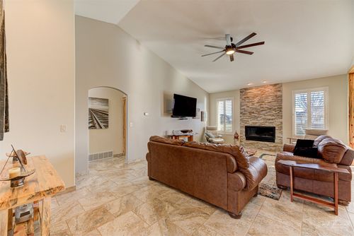 3817 Wild Rye Ln, Helena, MT, 59602-7053 | Card Image