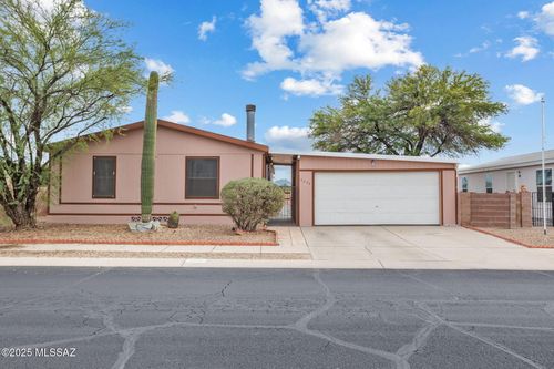 6242 E Ship Rock Drive, Tucson, AZ, 85756 | Card Image