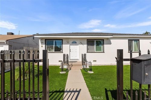8827 Sylmar, Los Angeles, CA, 91402 | Card Image