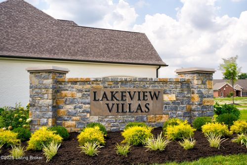 2003 Lakeview Villas Pl, Louisville, KY, 40245-8302 | Card Image