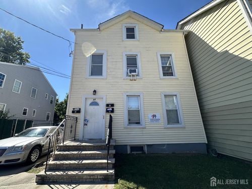 apt-3-84 Guilden St, New Brunswick, NJ, 08901-1791 | Card Image