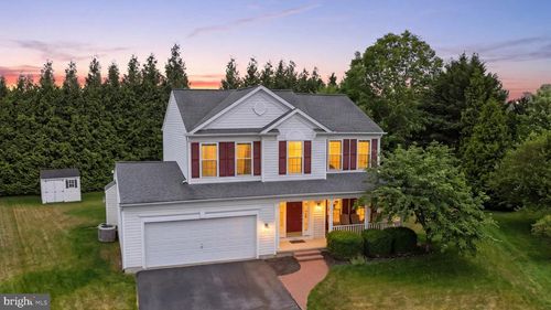 27 E Minglewood Dr, MIDDLETOWN, DE, 19709-2405 | Card Image