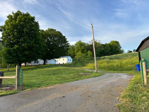 3099 E Union Rd, Carlisle, KY, 40311-9317 | Card Image