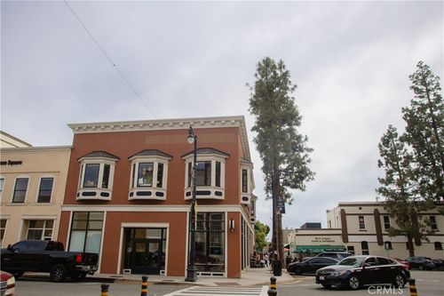 10 Plaza Sq, Orange, CA, 92866 | Card Image