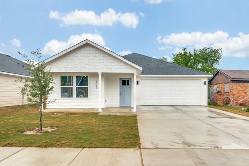 303 Stallings St, Terrell, TX, 75160-4339 | Card Image