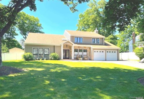 27 Jill Dr, Commack, NY, 11725-1786 | Card Image