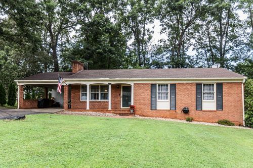 310 Morton Ln, Appomattox, VA, 24522-3231 | Card Image