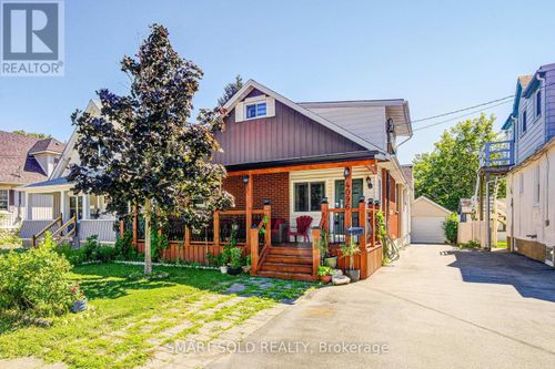 4096 Broughton Ave, Niagara Falls, ON, L2E3K6 | Card Image