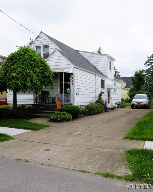 435 Willett St, Buffalo, NY, 14206-3234 | Card Image