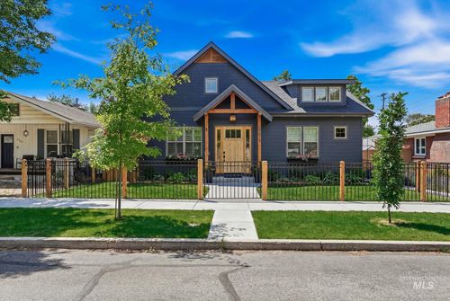 2611 W Woodlawn Ave, Boise, ID, 83702-3857 | Card Image