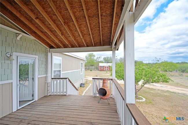 488 Union Wine Rd, Home with 4 bedrooms, 2 bathrooms and null parking in New Braunfels TX | Image 9