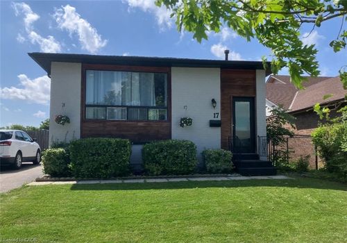 upper-17 Mellenby Street, Stoney Creek, ON, L8J1E6 | Card Image