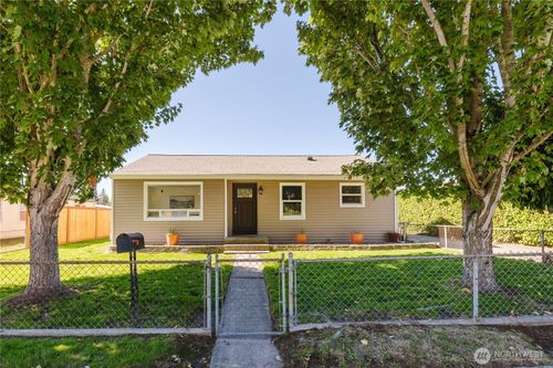 3227 Solie Ave, Bremerton, WA, 98310-2821 | Card Image