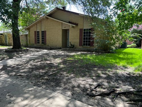 2830 Fern Glen Dr, Garland, TX, 75043-6103 | Card Image