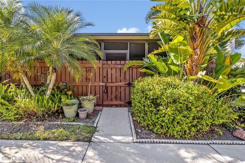 15514 Crystal Lake Dr, NORTH FORT MYERS, FL, 33917-5660 | Card Image
