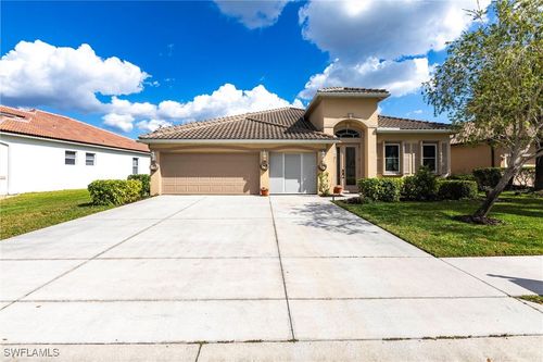 3033 Lake Manatee Ct, CAPE CORAL, FL, 33909-2909 | Card Image