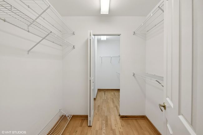 APT-209 - 3100 Lexington Ln, Condo with 2 bedrooms, 2 bathrooms and 1 parking in Glenview IL | Image 10