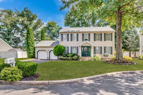 12 Antoinette Ct, Jamesburg, NJ, 08831-1124 | Card Image
