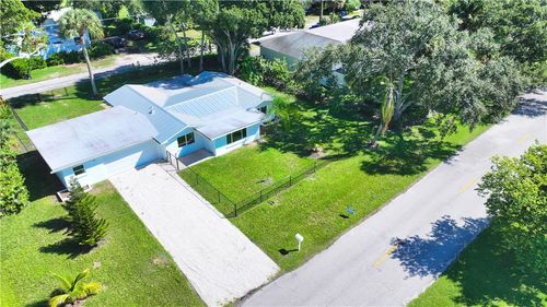 b-768 22nd Place, Vero Beach, FL, 32960 | Card Image