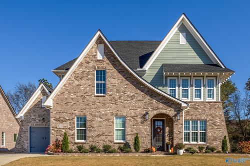 8318 Grayback Blvd, Owens Cross Roads, AL, 35763-3514 | Card Image