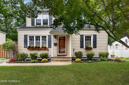 61 Alameda Court, Shrewsbury Boro, NJ, 07702 | Card Image