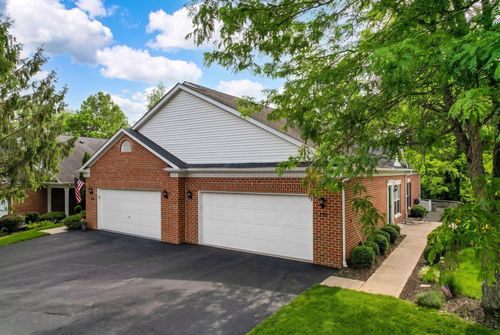 770 W Maple St, Granville, OH, 43023-1132 | Card Image