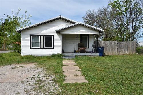 1632 W Strothers Ave, Seminole, OK, 74868-3712 | Card Image