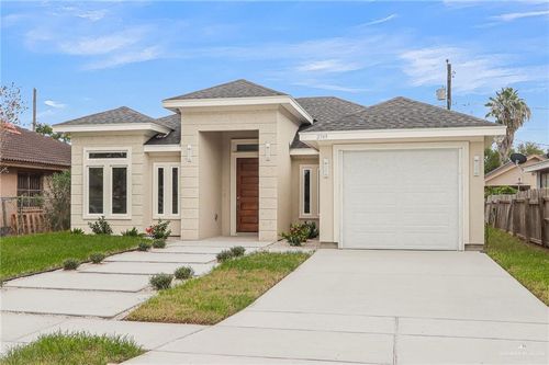 2749 Melba Ave, McAllen, TX, 78503-8613 | Card Image