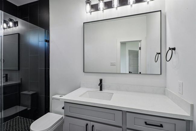 Additional bathroom | Image 24