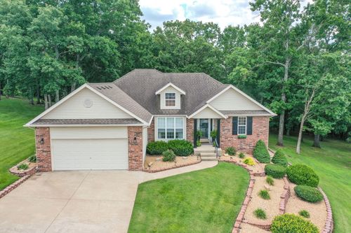225 Rosewood Ln, Branson, MO, 65616-8437 | Card Image