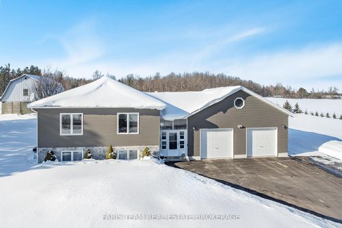 360 Concession Rd 6 E, Tiny, ON, L0L2T0 | Card Image