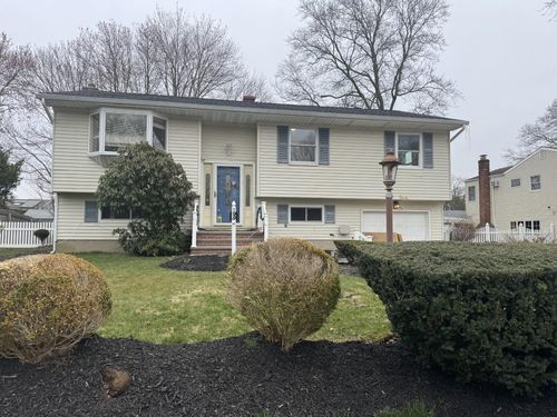 199 Holbrook Rd S, Ronkonkoma, NY, 11779-4506 | Card Image