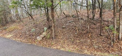 1020 Lancaster Way, Lake Sherwood, MO, 63357-1581 | Card Image