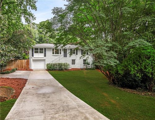 3176 Ann Rd Se, Smyrna, GA, 30080-3806 | Card Image