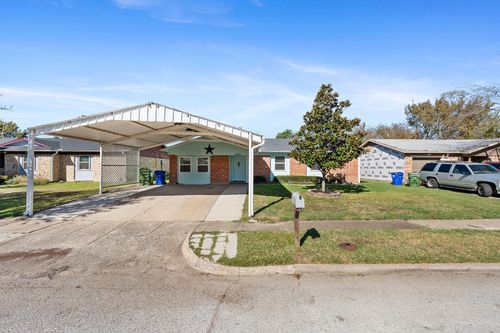 12113 Baron Dr, Balch Springs, TX, 75180-3307 | Card Image