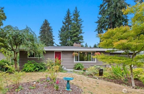 7621 Ne 205th St, Kenmore, WA, 98028-2059 | Card Image