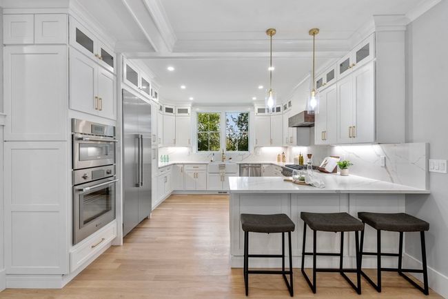 21 Jayne Rd, House other with 5 bedrooms, 4 bathrooms and 2 parking in Needham MA | Image 7