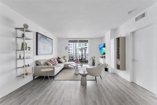 1506-701 Brickell Key Blvd, Miami, FL, 33131-2679 | Card Image