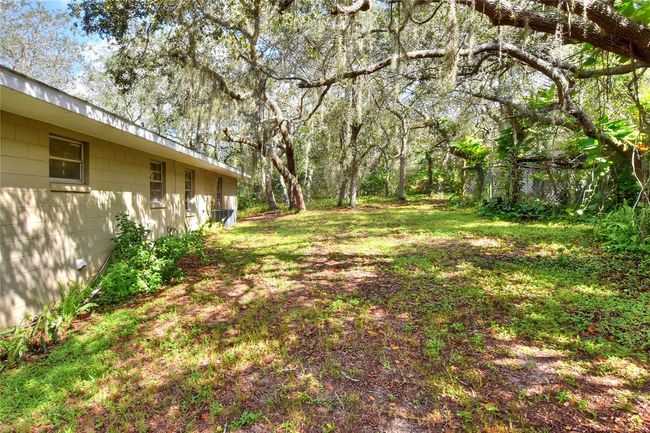 6730 Jenny Drive, House other with 3 bedrooms, 2 bathrooms and null parking in Lake Wales FL | Image 6