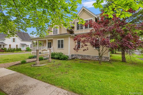 330 S Main St, Northville, MI, 48167-1646 | Card Image