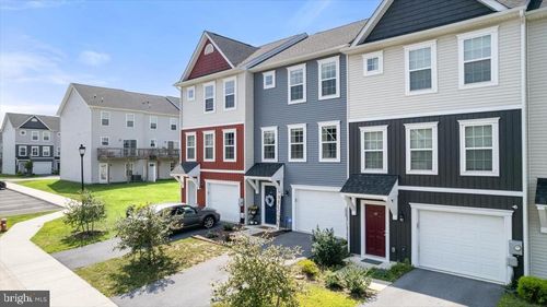 44 Perfecta Pl, MARTINSBURG, WV, 25404-1127 | Card Image