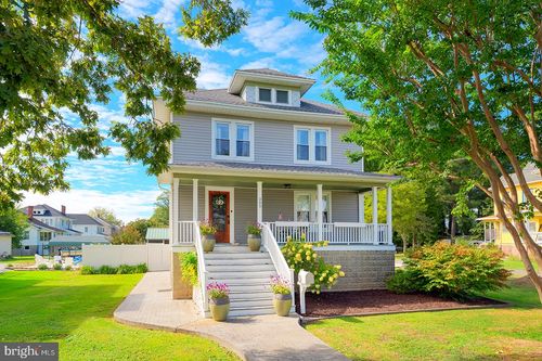 205 N Somerset Ave, CRISFIELD, MD, 21817-1527 | Card Image