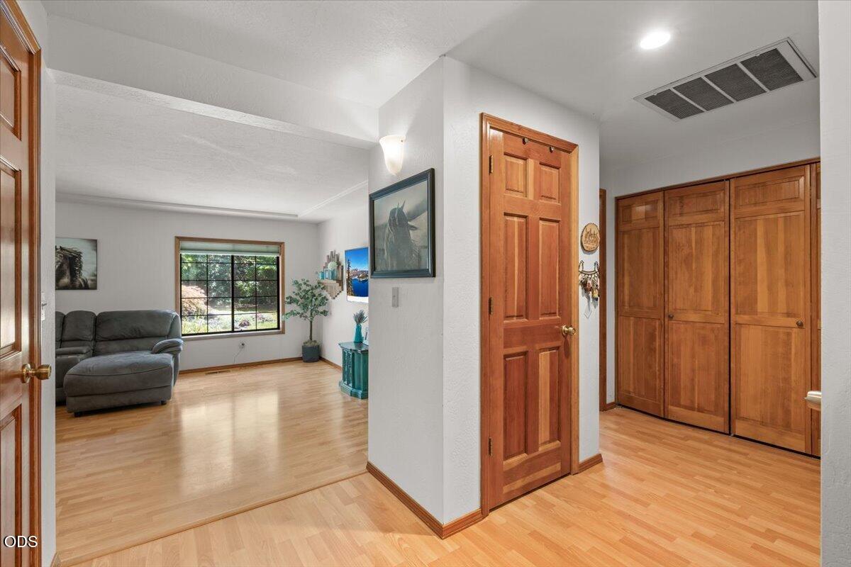 Residential in Rogue River 5