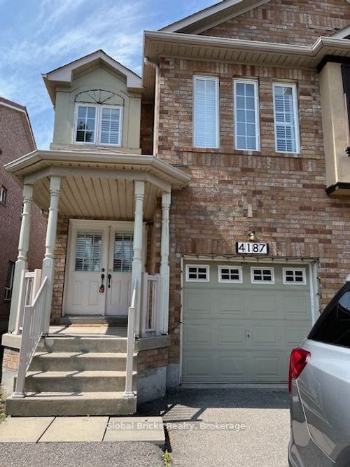 4187 Goldenrod Cres, Mississauga, ON, L5V3C2 | Card Image